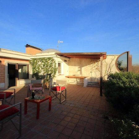 Beautiful Loft In Ponte Milvio With Terrace Appartement Rome Buitenkant foto