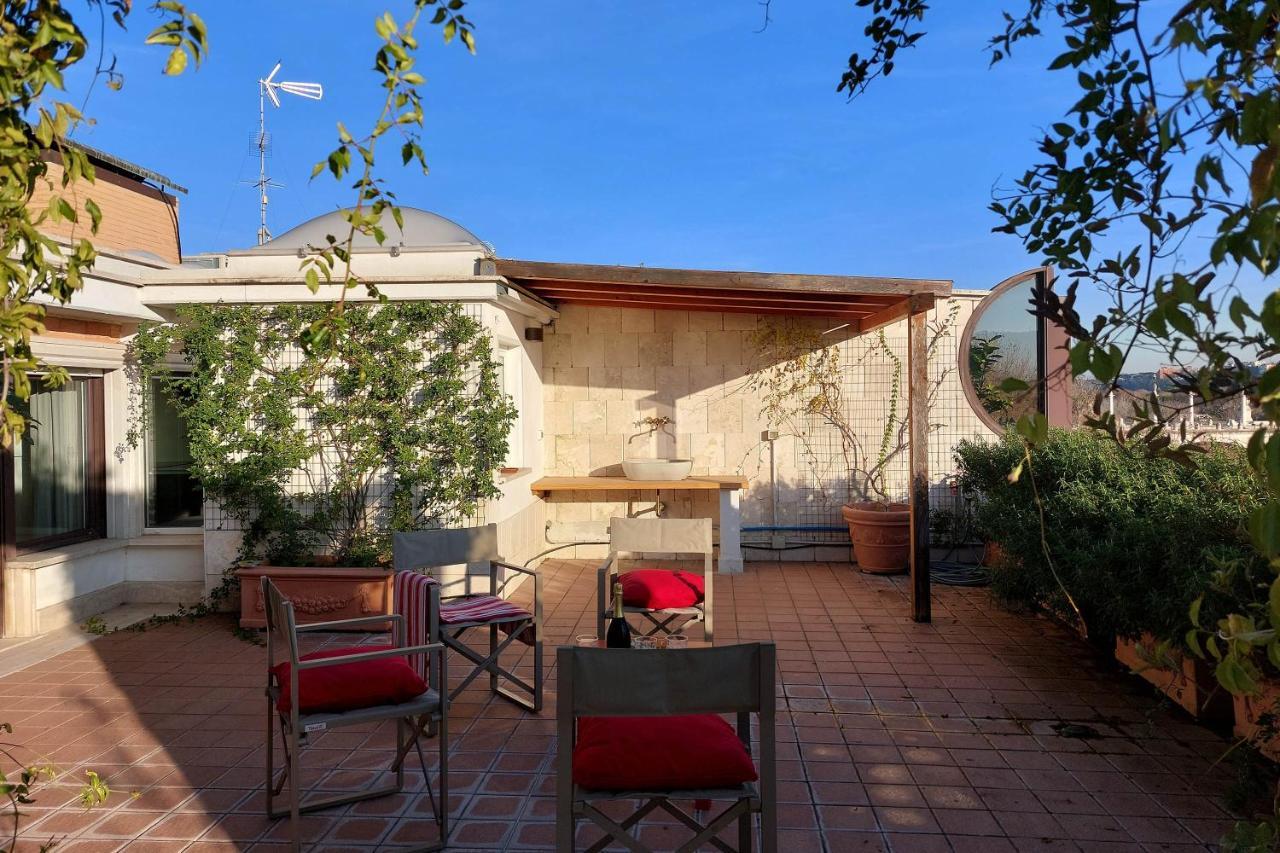 Beautiful Loft In Ponte Milvio With Terrace Appartement Rome Buitenkant foto