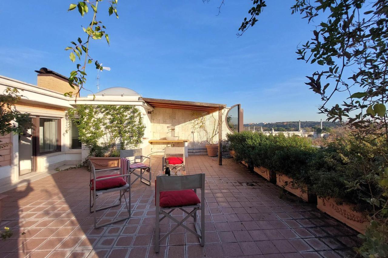 Beautiful Loft In Ponte Milvio With Terrace Appartement Rome Buitenkant foto