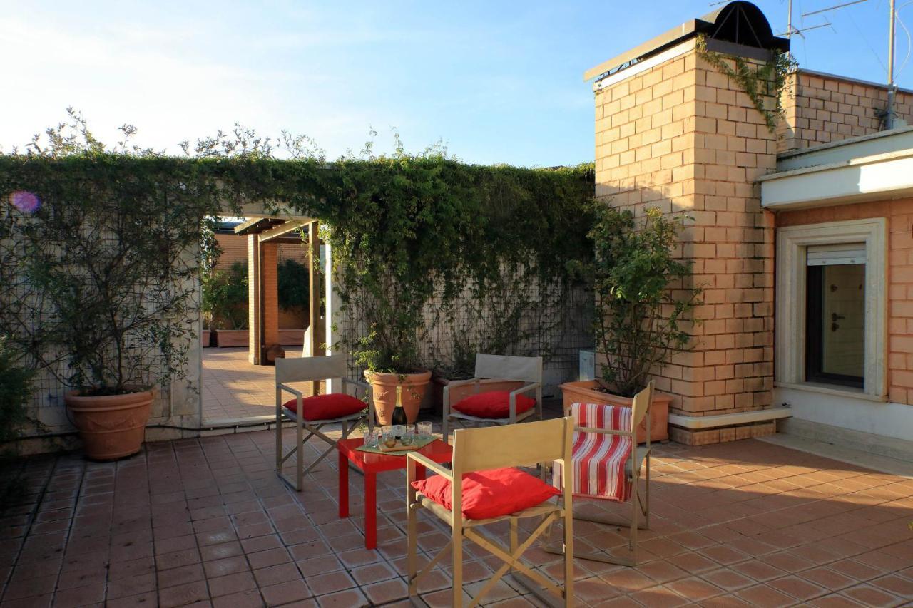 Beautiful Loft In Ponte Milvio With Terrace Appartement Rome Buitenkant foto