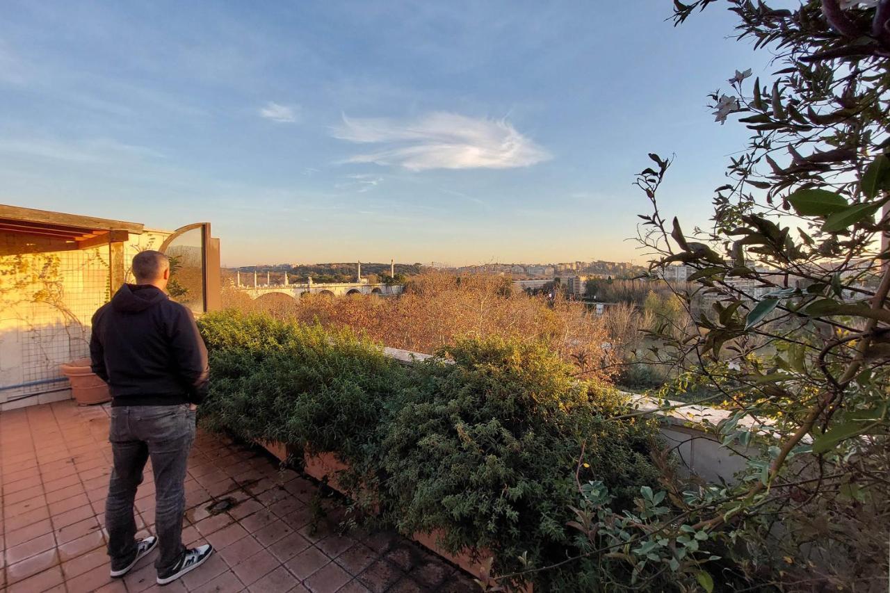 Beautiful Loft In Ponte Milvio With Terrace Appartement Rome Buitenkant foto